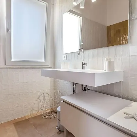 Nura's - Casa El Tro Apartmán