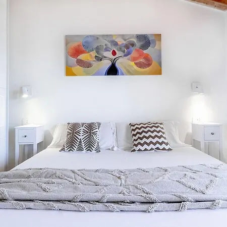 Nura's - Casa El Tro Apartmán *