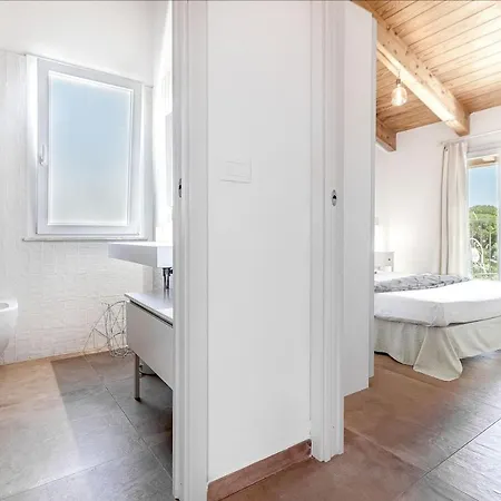 Nura's - Casa El Tro